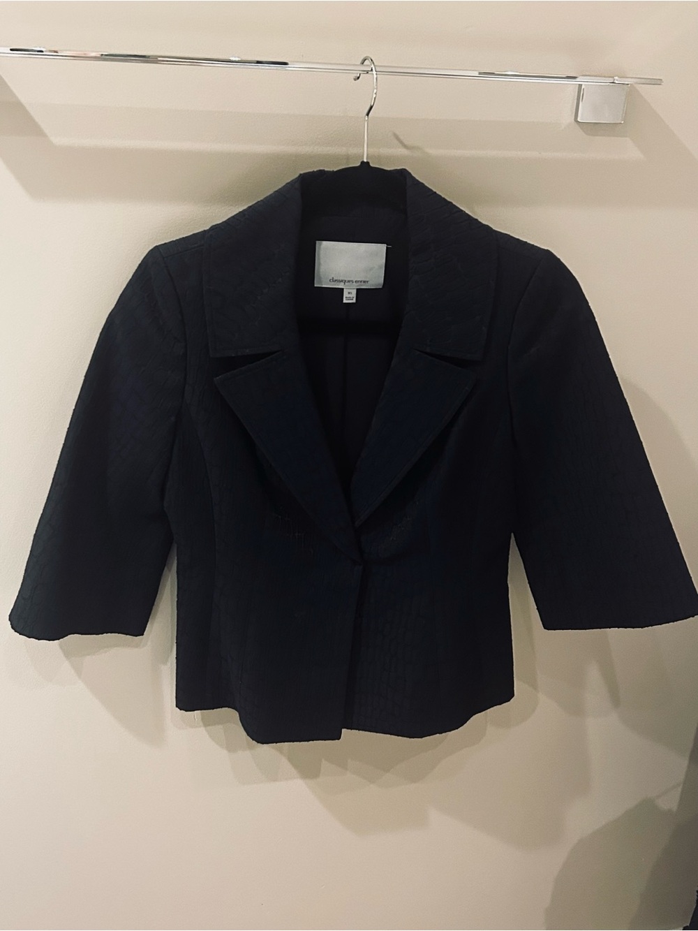 Classiques Entier Black Short-Sleeve Cropped Blazer